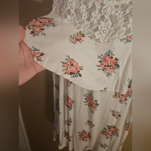 Joe Boxer Floral Off the Shoulder Ruffled White Lace Top XL - Picture 4 of 9